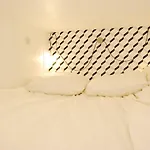 Luminous 20M² District Of Batignolles